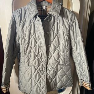 Burberry coat FLASH SALE UNTIL 7/27 5pm est (original listing price $280)